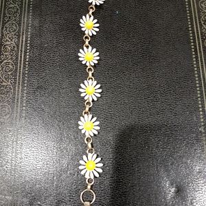 Vintage Daisy Bracelet